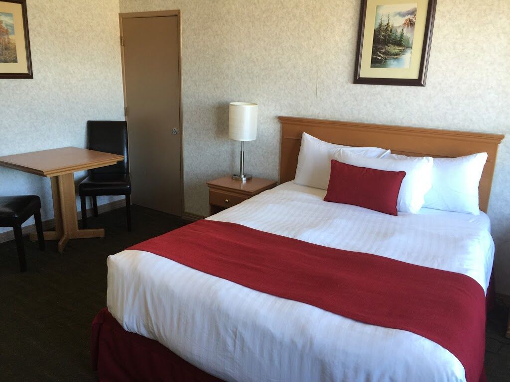 Sands & 3* Edmonton